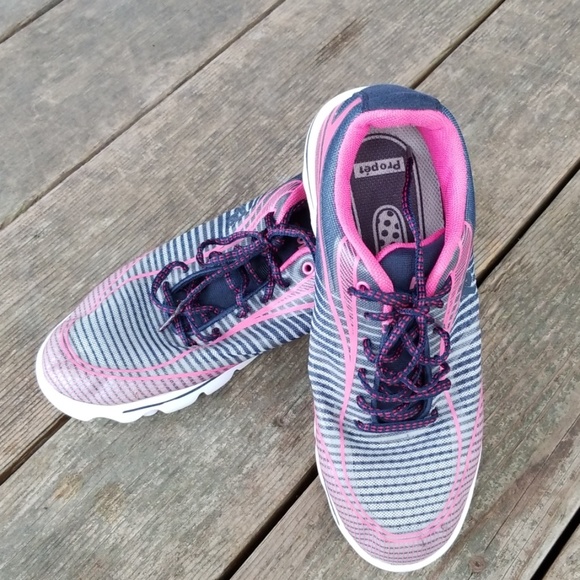Propet Shoes - Propet Athletic shoes size 9.5